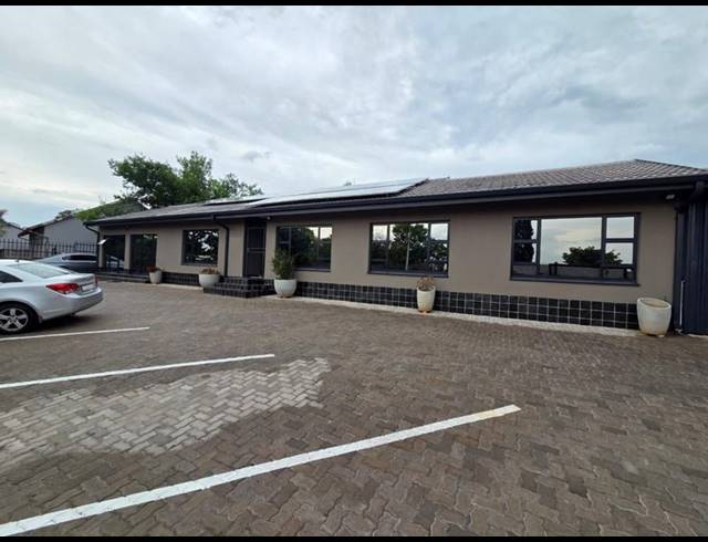 4 BEDROOM HOUSE FOR SALE IN MAGALIESKRUIN